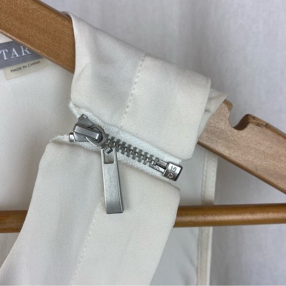 Tart Ivory Sleeveless Drape Front Zip Shoulder Top NEW M - Picture 4 of 8